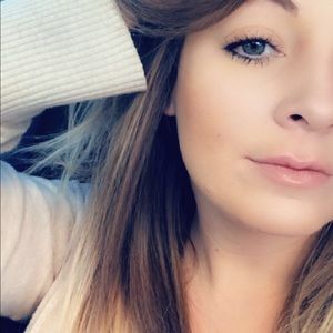 Meet your Posher, Tara